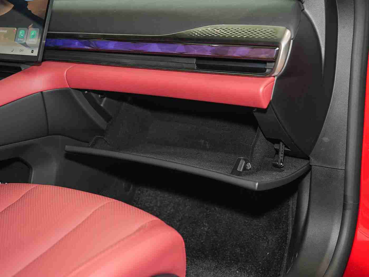 瑞典农场的4个女儿:北欧新篇章,沃尔沃家族四款车型深度解析与选购指南-2