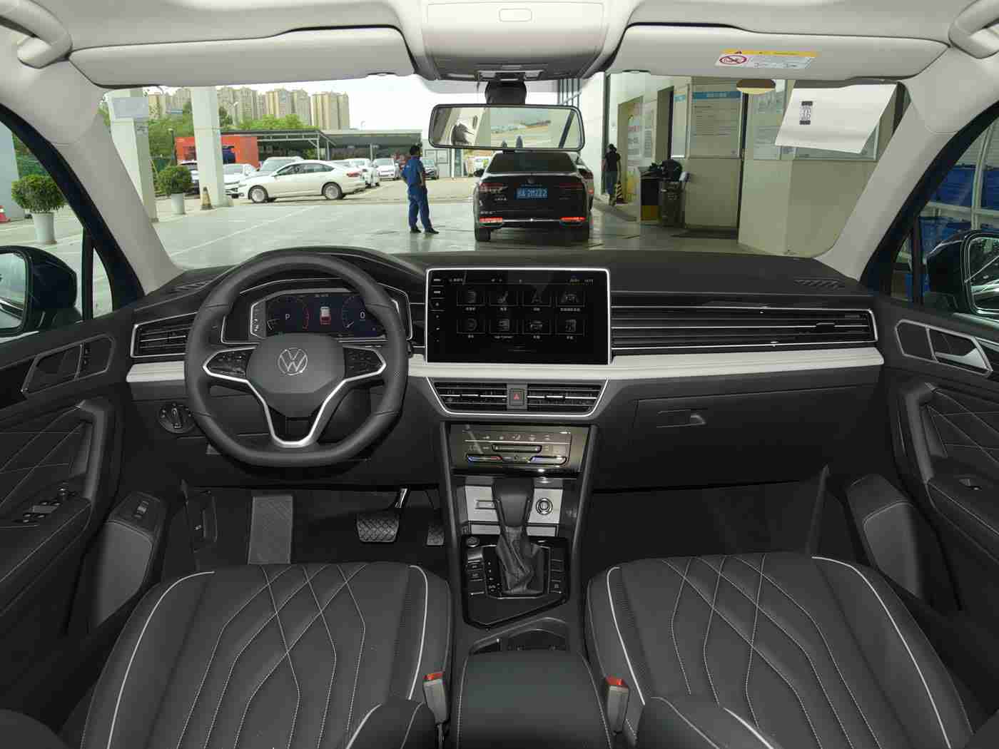 卡在洗衣机的女孩:从家庭琐事到行车安全,选车避坑全指南-4