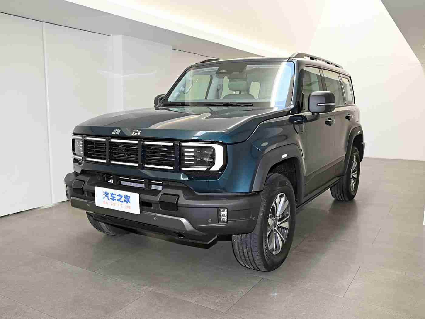 柚子猫盛世容颜小僵尸：复古美学与现代科技，打造你的个性都市座驾-4