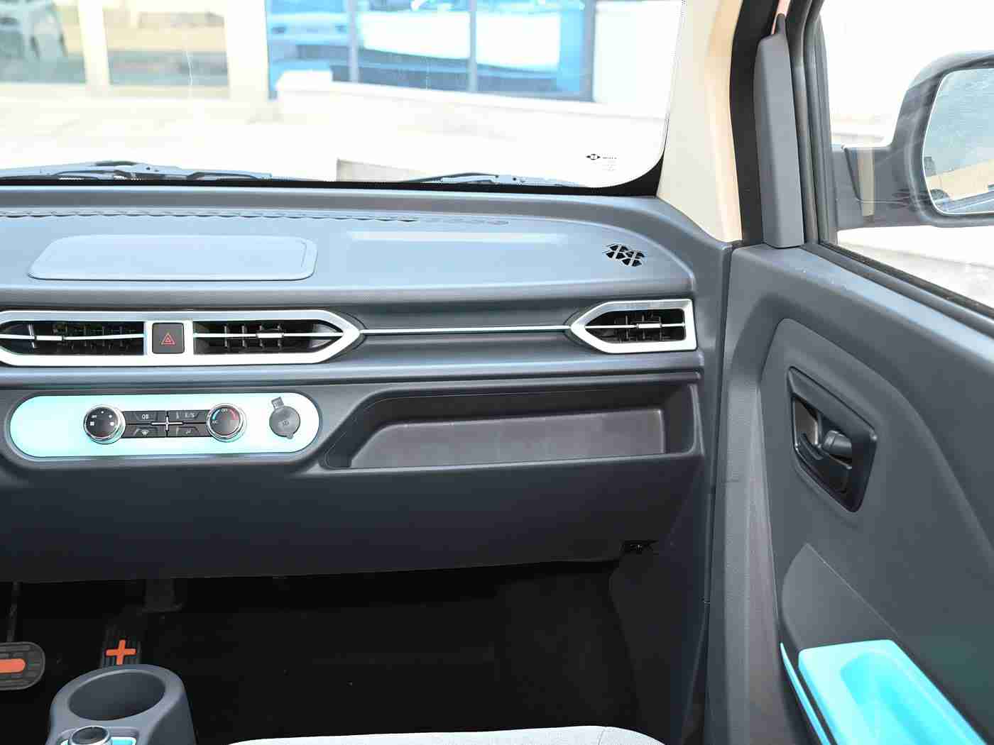 91麻豆天美传媒：颜值与实力并存，如何选择你的理想座驾-1