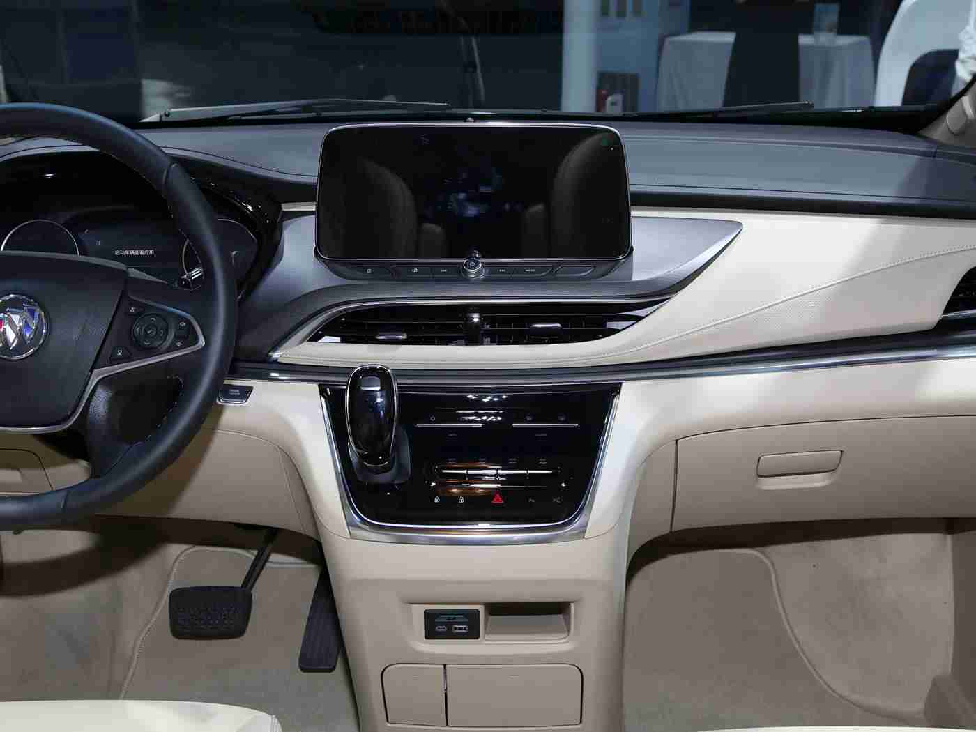 三上 初恋的回忆:经典敞篷跑车重生,现代MX-5如何延续纯粹驾驶乐趣-2