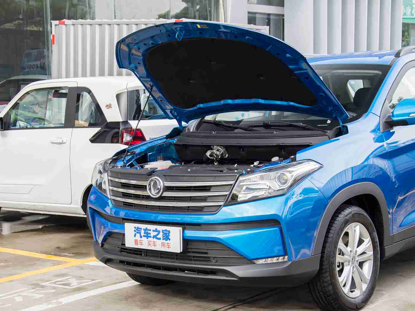 瑞典农场的4个女儿:北欧新篇章,沃尔沃家族四款车型深度解析与选购指南-3