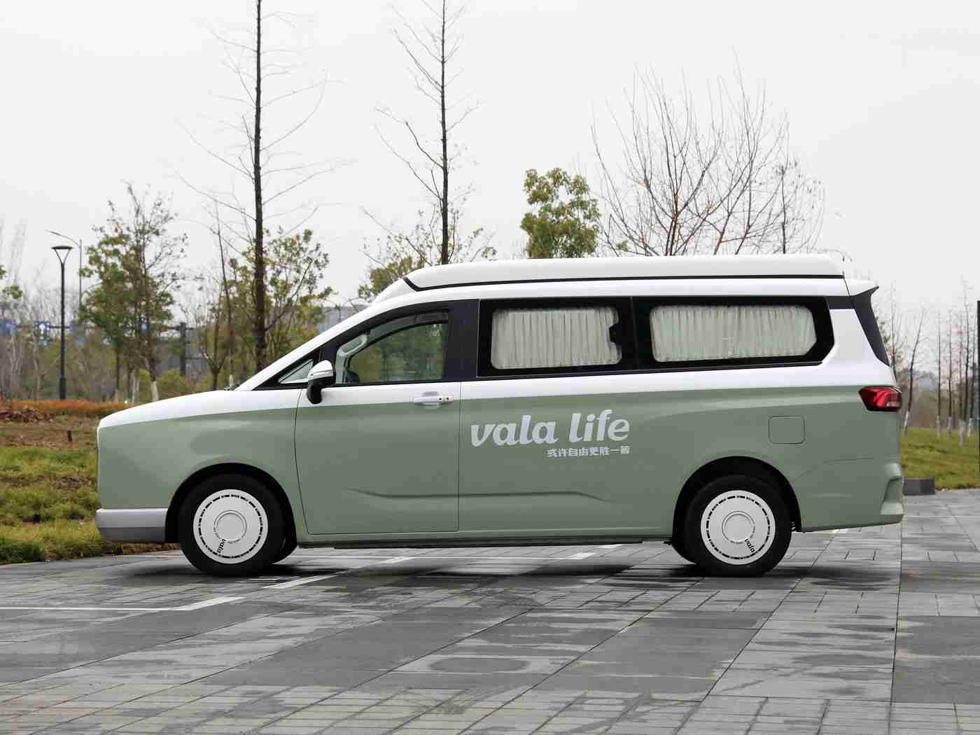 无尽 得到 向上 可爱 得到 动漫:驶入幻想之境,汽车设计新纪元开启-1