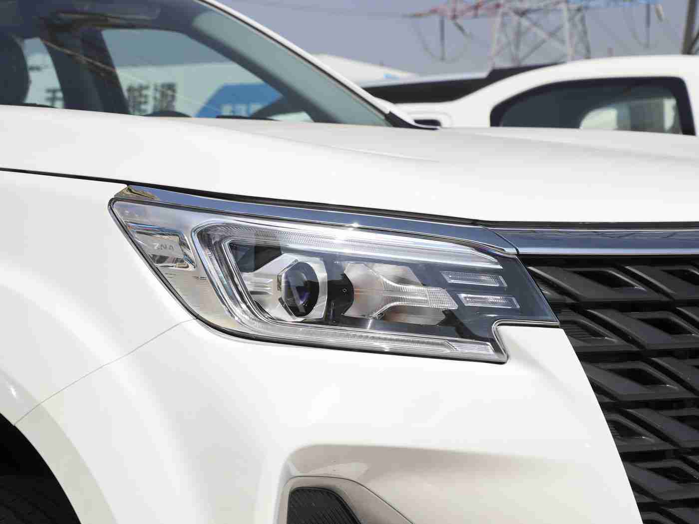 海贼王女帝被爆 羞羞歪漫:当汽车邂逅动漫,霸气与内敛的个性交响曲-3