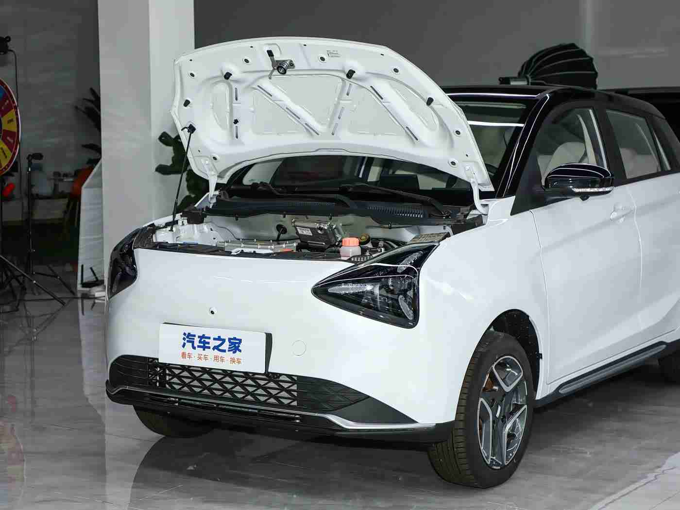 男生和女生一起查查查带疼痛的东西正常:汽车故障排查新趋势,夫妻搭档效率提升60%-3