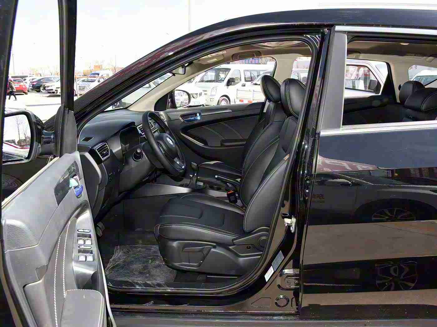 skixix was was kinohakciz 2023:智能驾驭未来,车轮上的数字革命新纪元-1