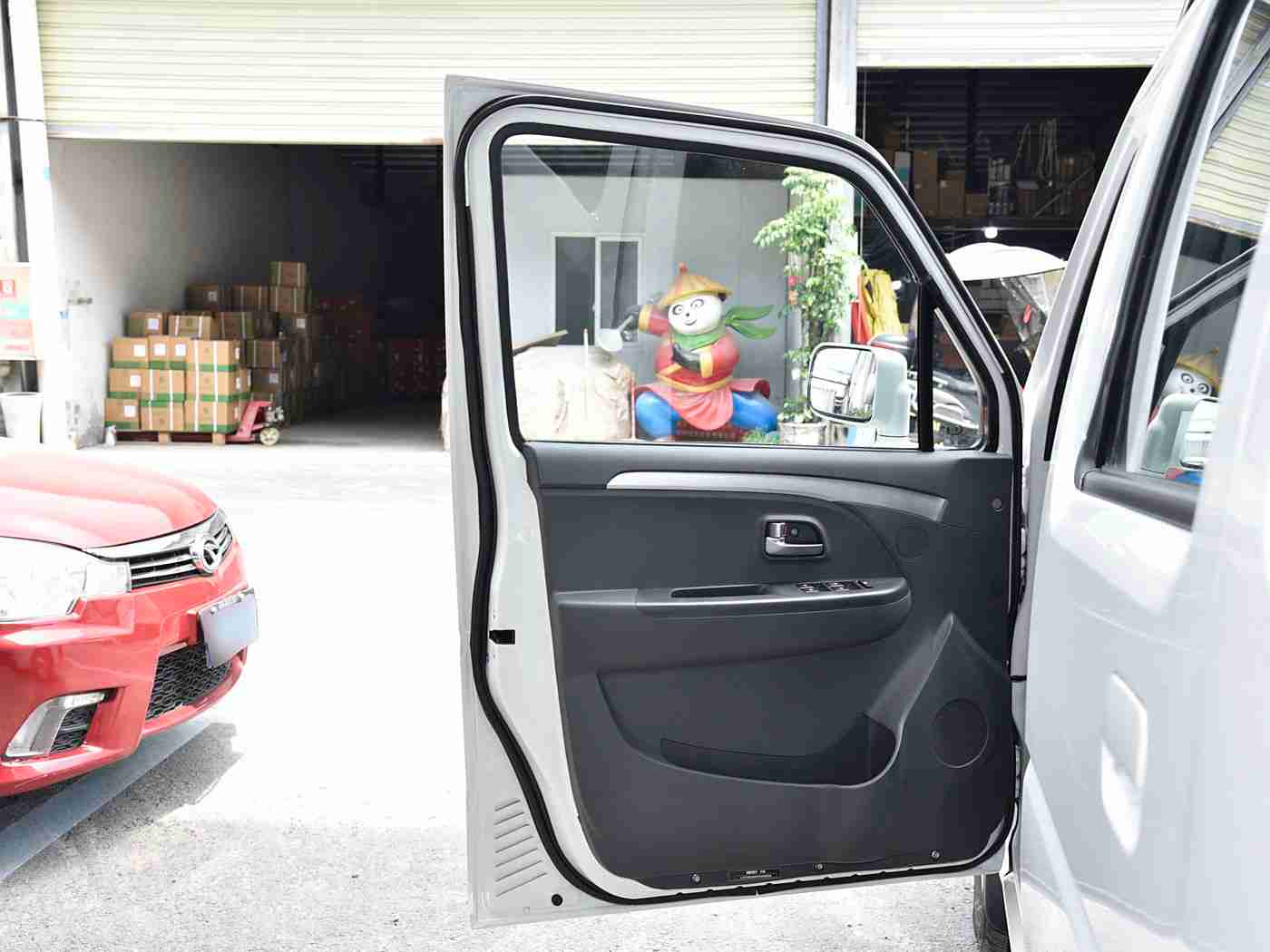 桃子AV:智能驾驶时代,甜蜜便利与安全挑战并存-2