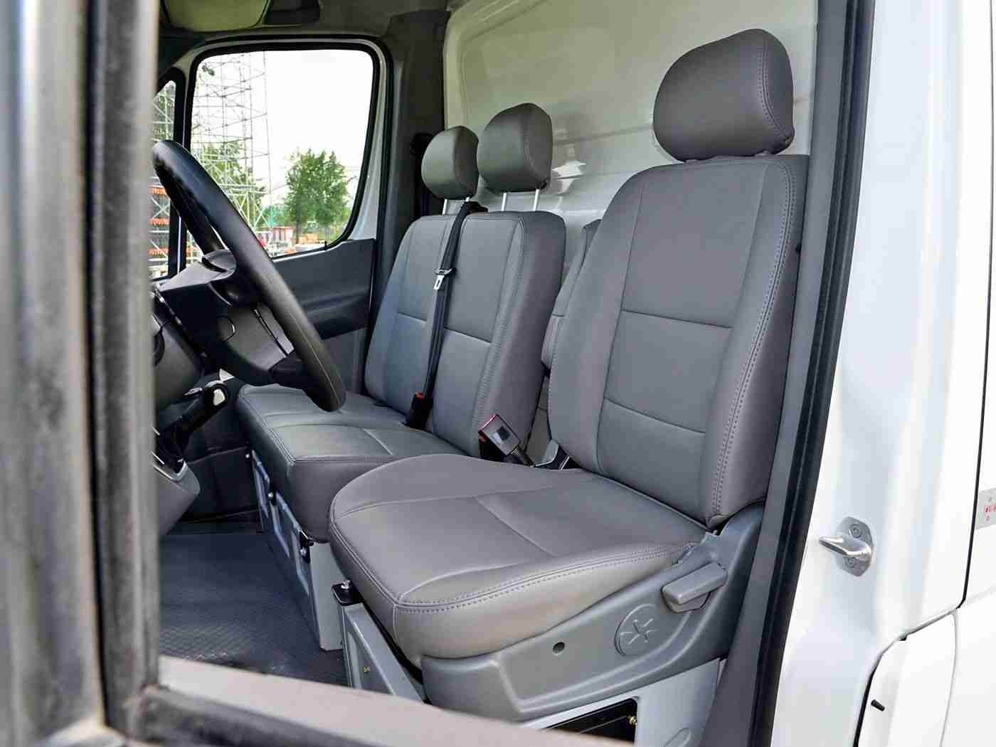 蝌蚪窝一个:紧凑型SUV设计进化史,从实用到美学的华丽转身-3