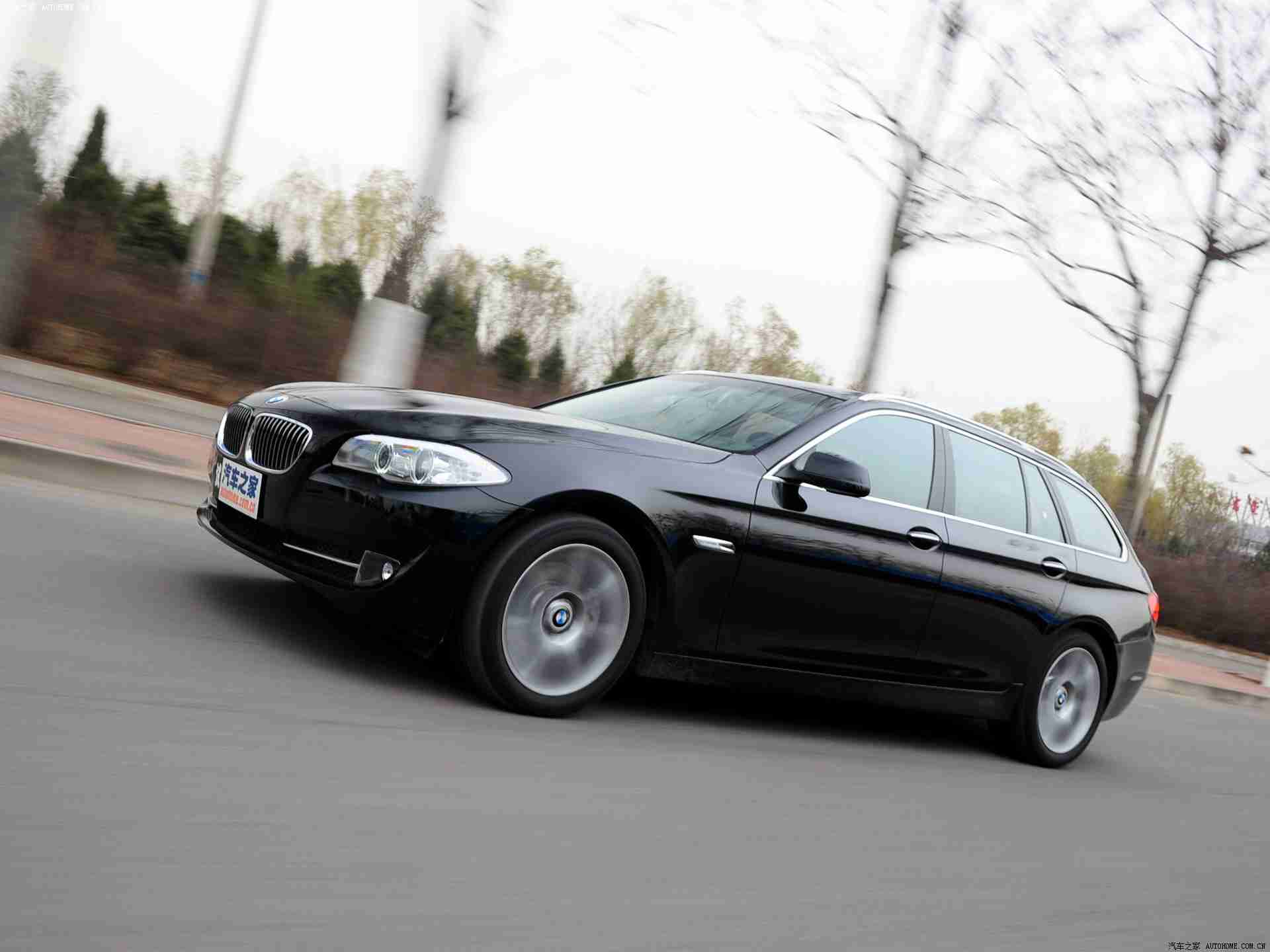 女性性器表演:优雅驾驭,贴心设计,女性专属座驾全攻略-3