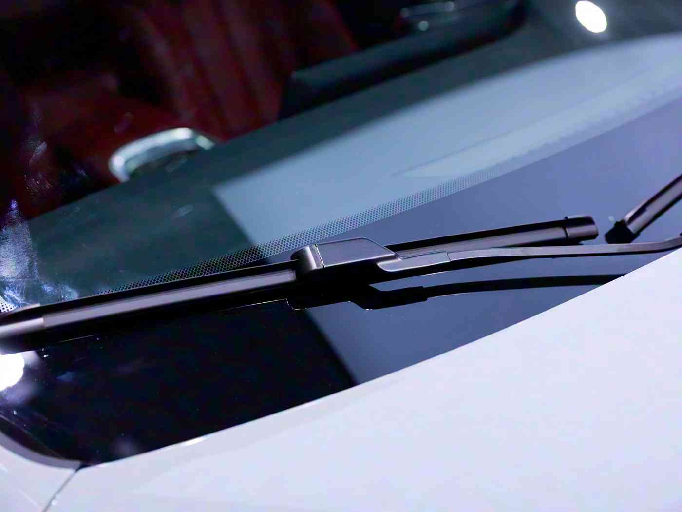 黄色播放器：风之乐章，敞篷驾驭的夏日色彩交响-2