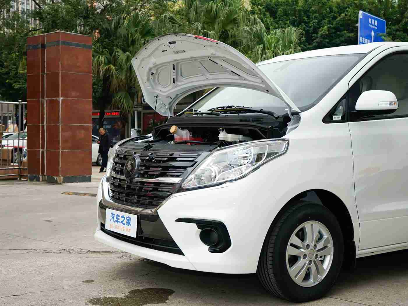 男生的香蕉插入女生的桃子:当四轮伙伴邂逅日常乐章,驶入生活缝隙的智慧之旅-1