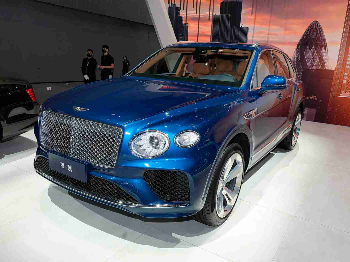 海贼王女帝被 黄漫羞羞：霸气外观藏内敛，智能座驾新选择-2