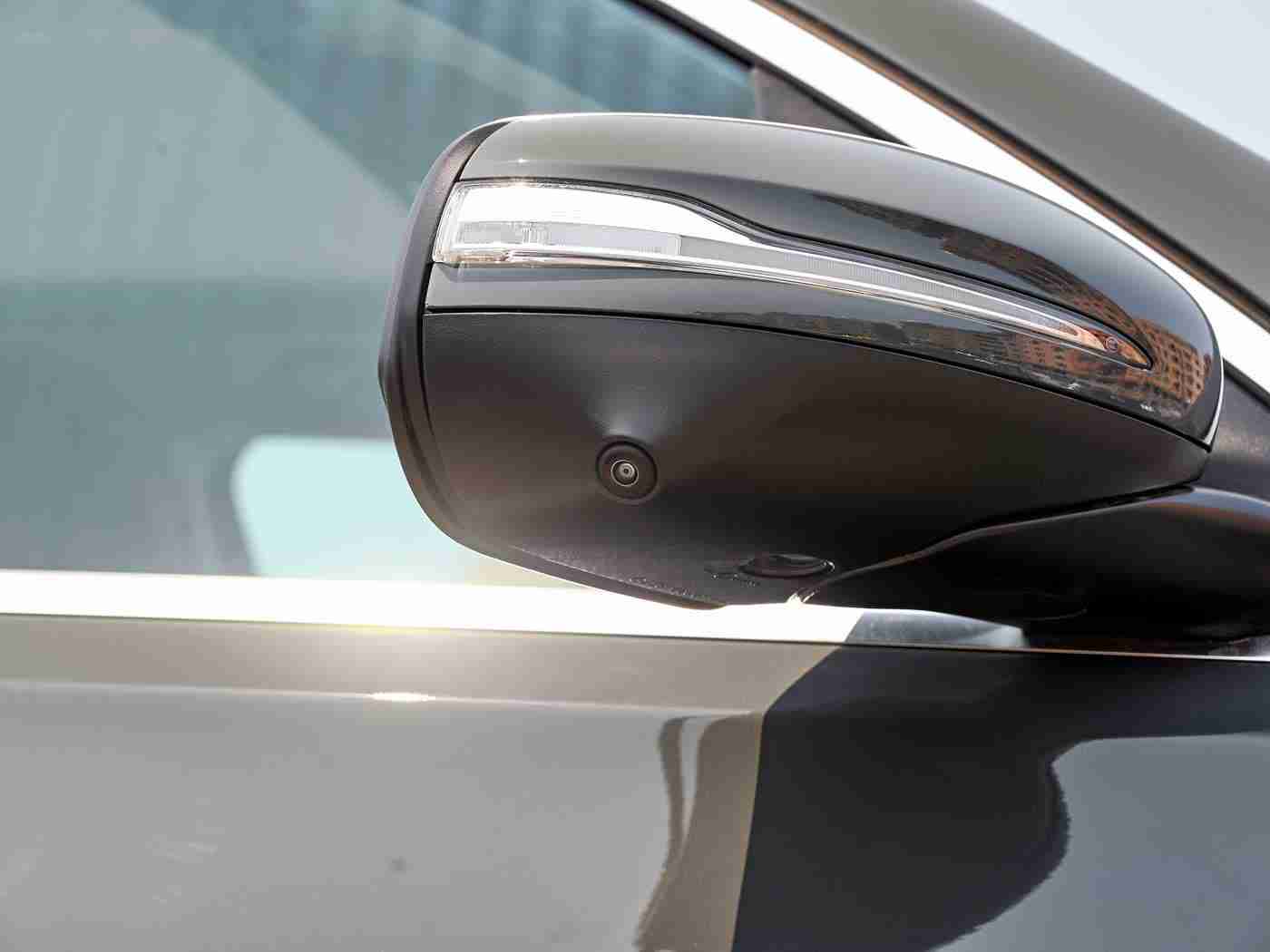 天堂8a 中文在线:智能座舱新纪元,打造你的专属移动空间-3