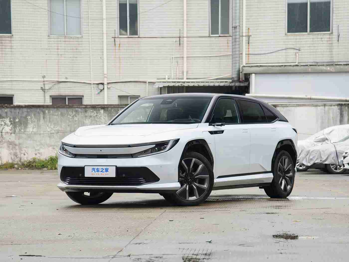 三级网曝吃瓜泄密黑料:车轮下的暗流,购车者必读的行业隐秘指南-2