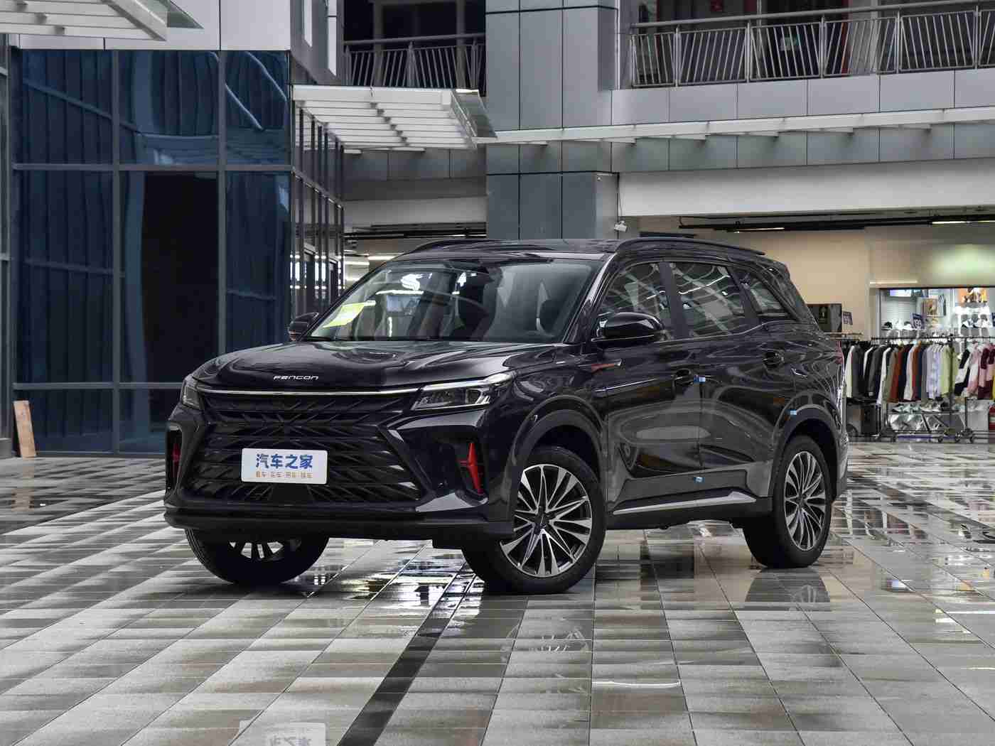 胡桃大站史莱姆:刚柔并济,汽车性能与智能科技的完美平衡-2