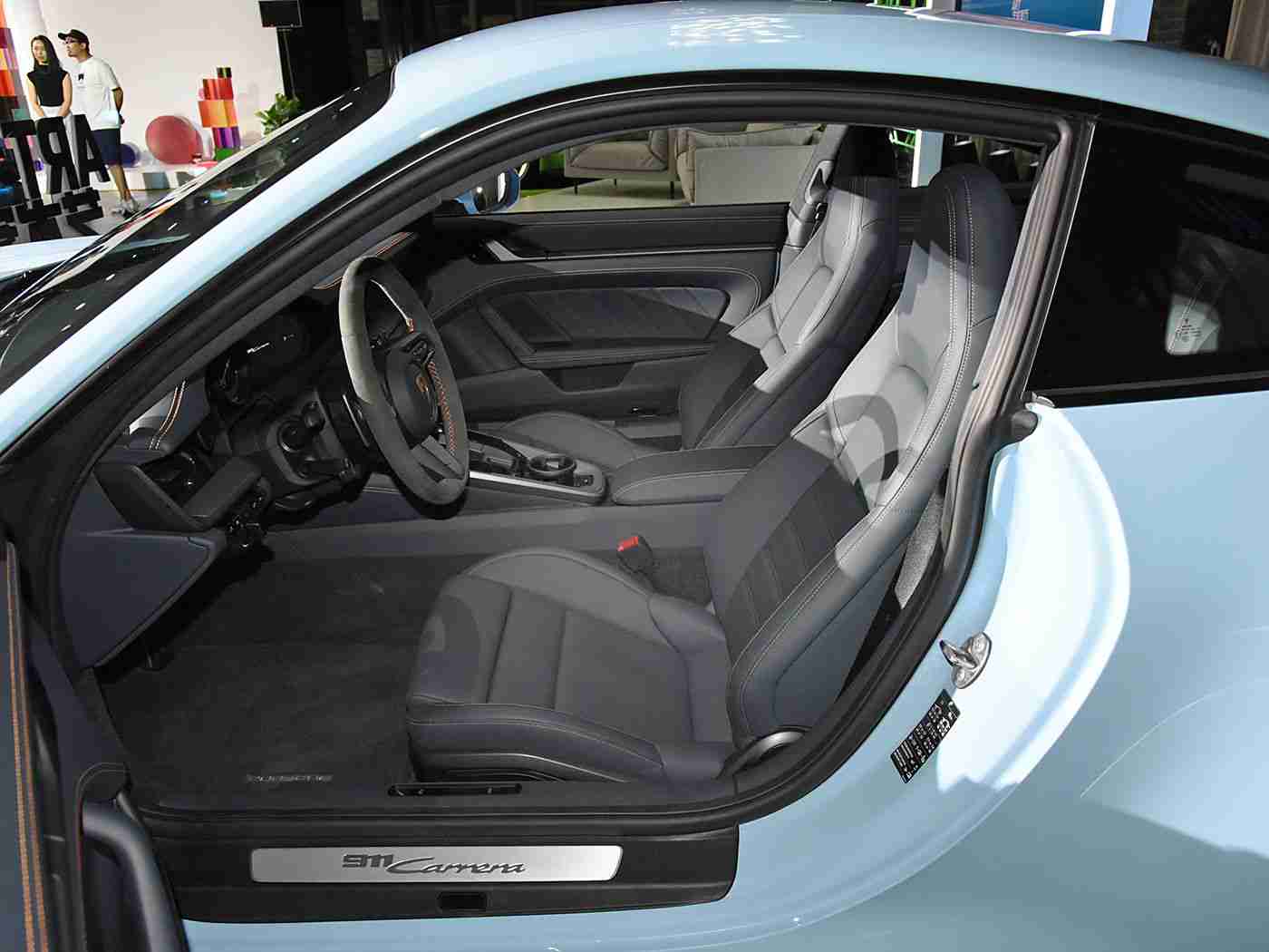 三级AV:驾驭未来,智能座舱的觉醒之旅-3