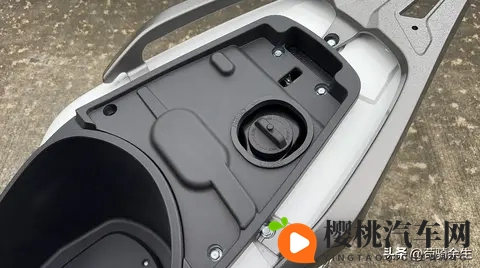 5380起！诺维娜M6 150踏板上市，150排量+ABS，通勤代步新选择！-1