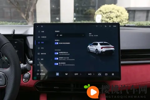 10万级高性能家轿!动力更强、价格更低,第三代领克03值得一看-2