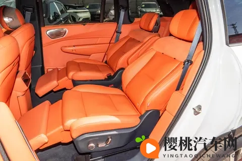 纯电和混动该怎么选？乐道L90和领克900对比评测-3