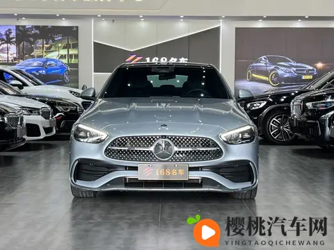 20多万拿下准新奔驰C级,一手车况,体验轻奢风!-3