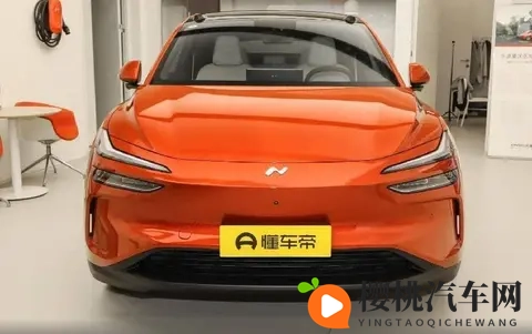 25万级家用SUV实力派！乐道L60续航740km，空间灵活多变-3