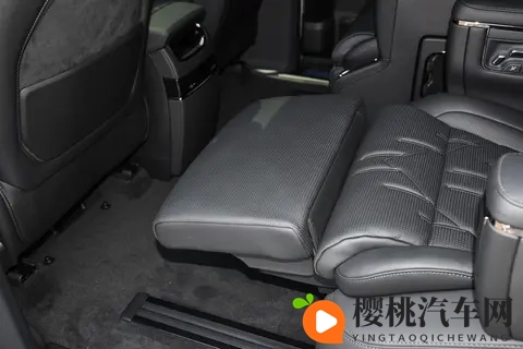 购车福利再加码！关注这款商用家用都合适的豪华MPV：极氪009-2