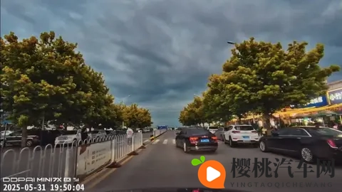 行车记录仪怎么选？70迈和盯盯拍6款记录仪大PK，测评告诉你答案-3