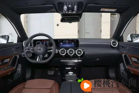放弃奥迪A3和宝马1系,2025款奔驰A到底胜在哪?-2