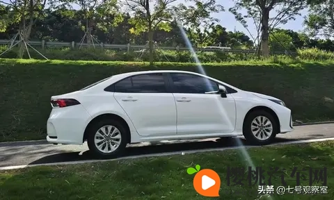 卡罗拉油耗真能跑到333？我亲自试了，结果有点意外-1