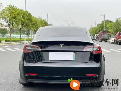 11万多圆梦科技座驾,21年一手特斯拉Model3代步通勤优选-1
