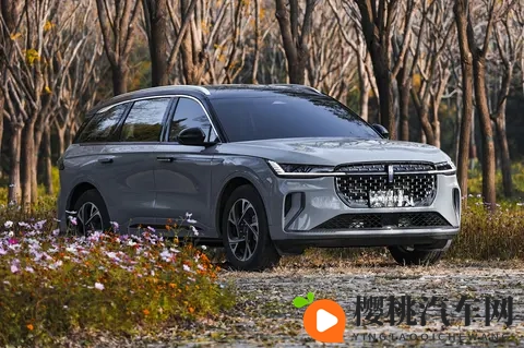 纲手无尽:驾驶新境界,体验未来科技汽车-2