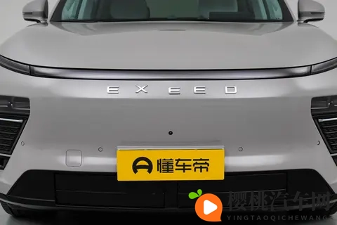 星纪元ET增程版四驱至臻尊享:空间、科技、性能全面评测-3