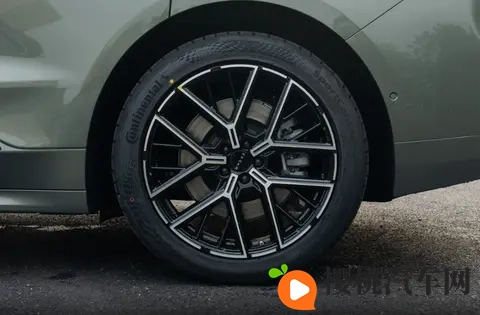 电池充电倍率12C？还有900V高压快充技术，这车挺有趣-3