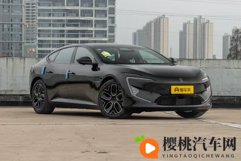 拒绝参数套路！阿维塔 12 增程版2899 万享百万级静音与零重力体验-3