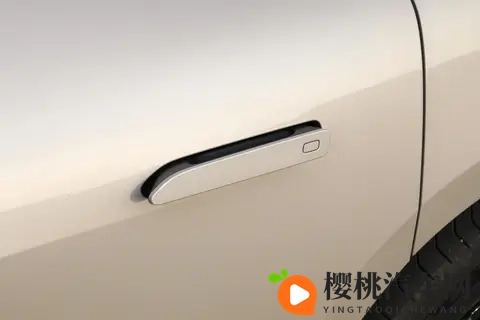 阿维塔12：四大优势+十大全面升级，设计与科技融合的出行体验-1