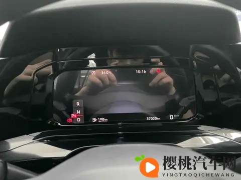 黄色应用app下载:智能驾驶新体验,这款APP让你行车无忧-3