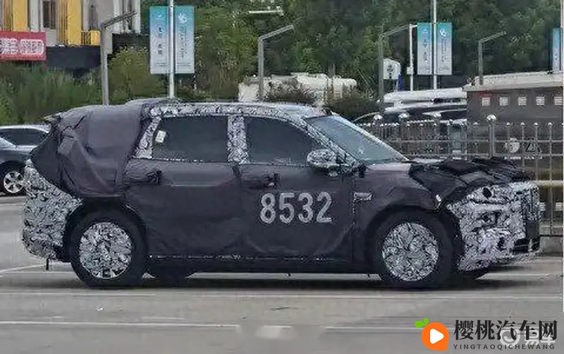 女角色去小内皮肤:女性角色脱去私密衣物裸露肌肤-3