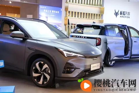 10月新能源车销量榜:零跑B10登顶,新势力改写行业秩序-1