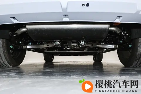 15万级中型SUV怎么选？山海L7 PLUS带你开启更多生活可能-2