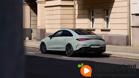 奔驰CLA欧洲也正式开卖了，不同的是，可加油，可充电？-3