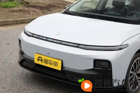 MSO团队定制 迈凯伦750S特别版官图 还有F1车手签名!-1