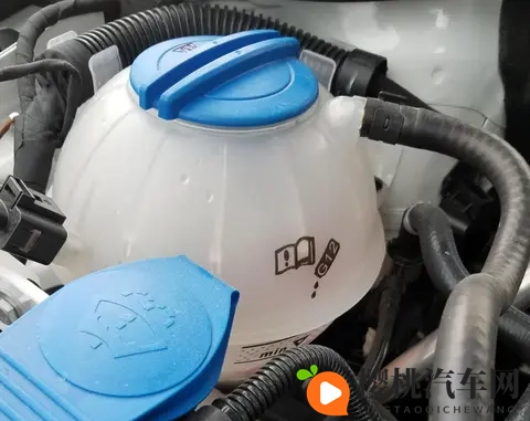 顶配1129万家轿，15T+7DCT+前后独立悬架-1