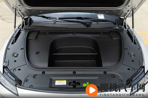 东风奕派 eπ007+发起预售,激光雷达 + 3 秒级加速,这配置谁能打?-3