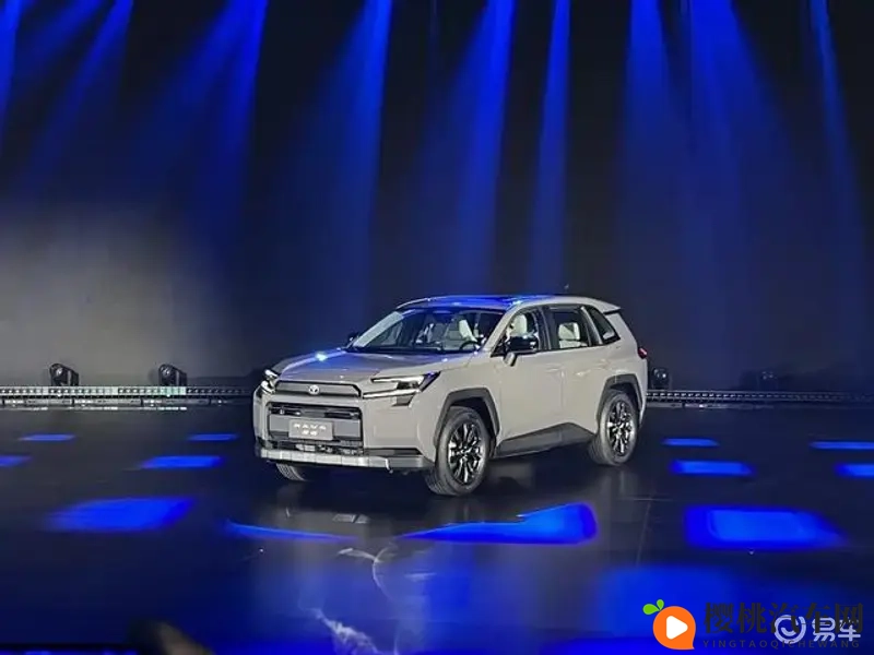 新国产丰田RAV4荣放在广州车展首发,外观帅气,即将上市-1