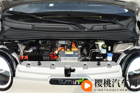 解读 2025 款长安 Lumin:5 款配置核心差异与用户适配方向-3