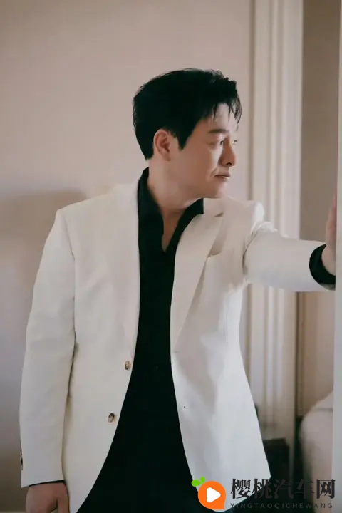 强哥不飙车改救人！细节曝光引千万点赞-2