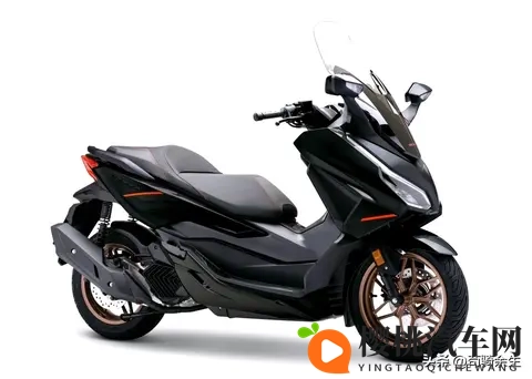 佛沙350玩起“小改款”！新图案+红色缝线座椅，降价近万香不香？-1