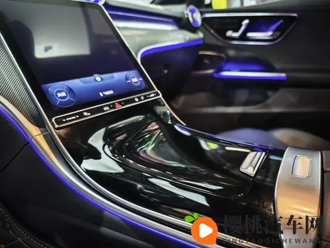 23万多拿下准新奔驰C级,体验豪华品牌的运动范儿-1