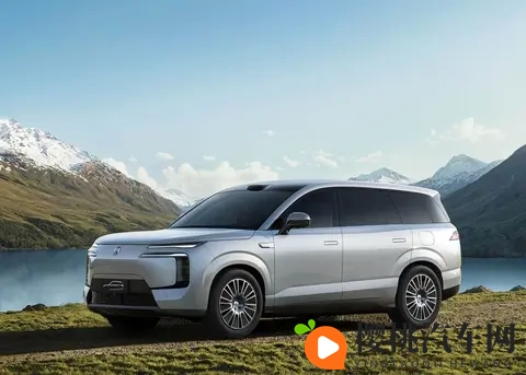 还能更便宜？比亚迪明年将有3个大动作，友商或遭“饱和攻击”-1