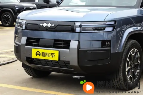 选家用 SUV 怕踩坑?方程豹钛 7 靠这些细节,让全家出行更省心-2